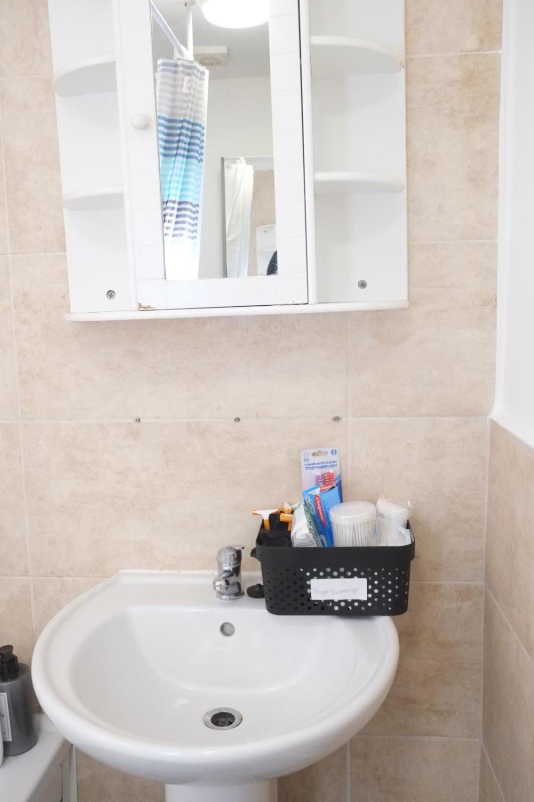 Lausory King Bed Living Your Luxe Home Away Nottingham Zewnętrze zdjęcie